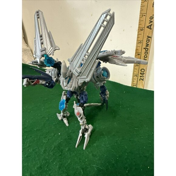 Transformers SOUNDWAVE Revenge Of The Fallen Deluxe Class Figure 2009 - Picture 2 of 10